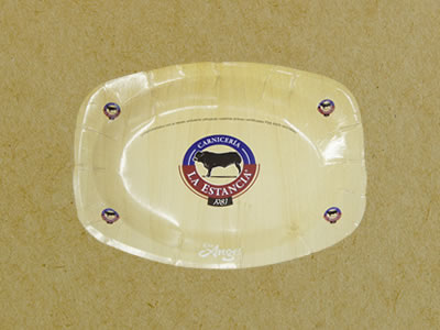 Platos y desechables la estancia